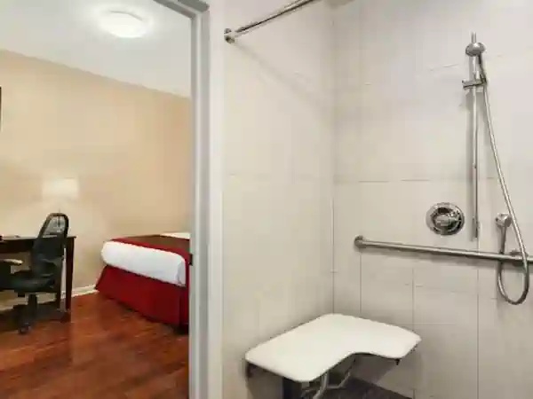 Habitación de hotel accesible